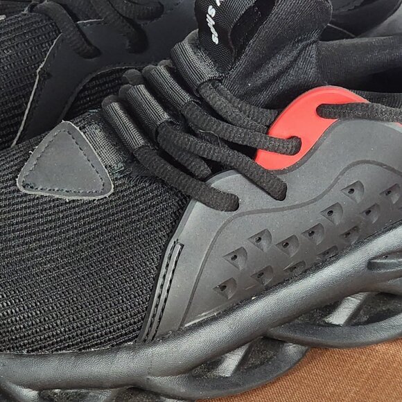 Tanleewa Steel Toe Black and Red Work Safety Sneakers Size 40 US Men 7 Women 8 - Picture 6 of 16